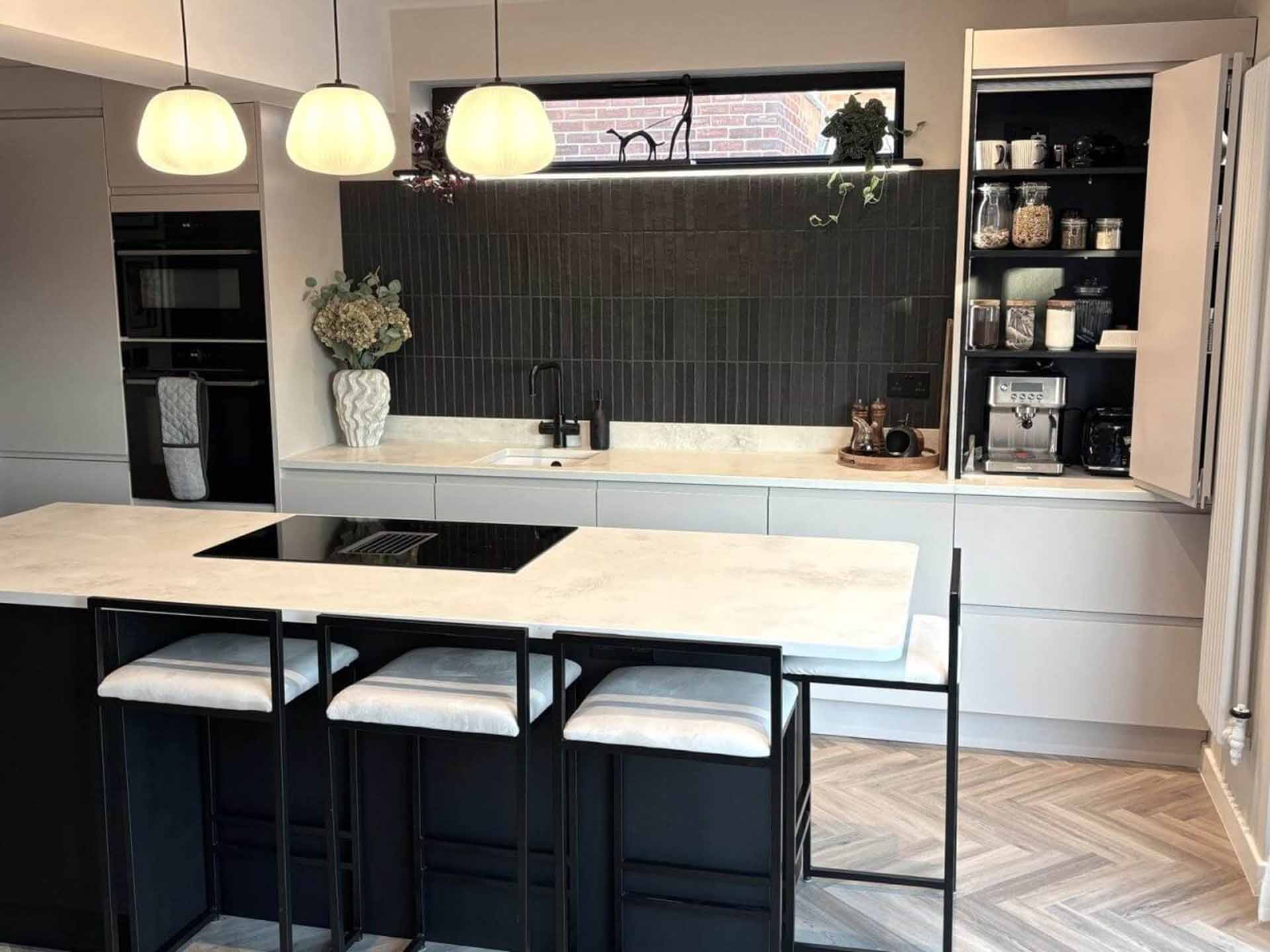 Hallas & Hill bespoke kitchen