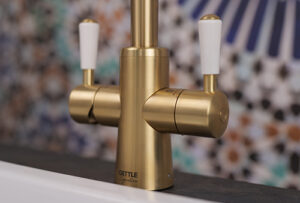 Beau Bijou Design. Independent kitchen designer. Qettle Signature Classic in Brass