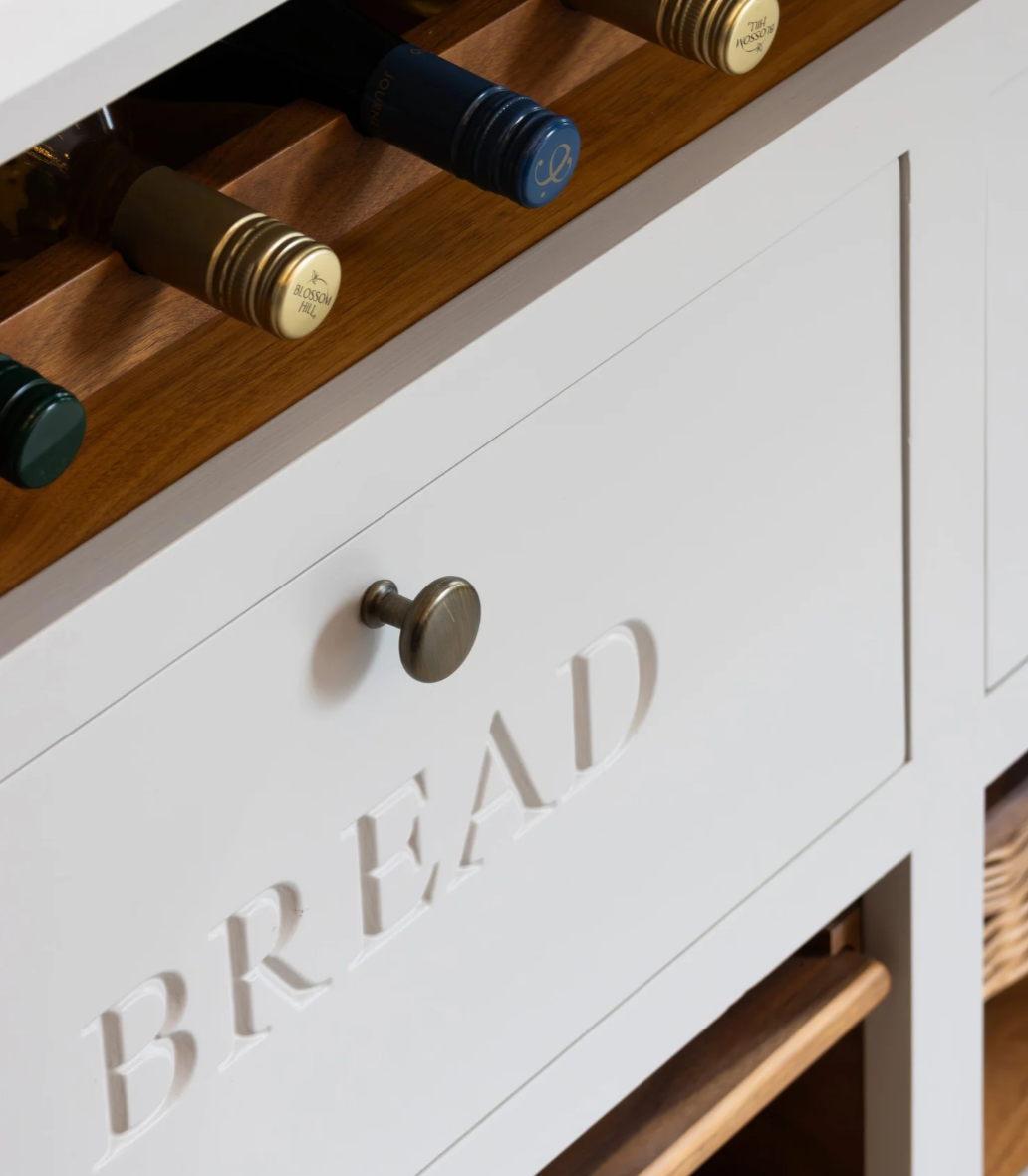 Crofts and assinder knob handle on bread bin
