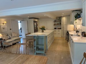 Completed Hallas and Hill kitchen. Mussel shaker timber with quartz worktops