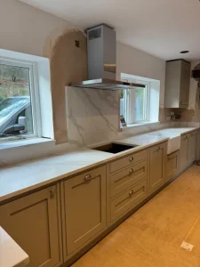 Kitchen fitter in Leeds completed project. Hallas & Hill Kitchen