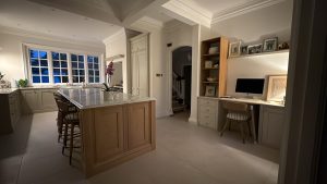 Beau Bijou design. Hallas and Hill completed kitchen picture. Timber island and mussel kitchen with quartz worktops